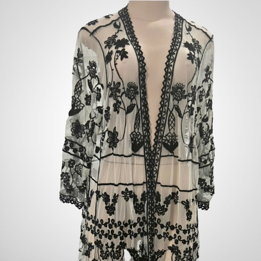 Elegant Black and White Embroidered Kimono